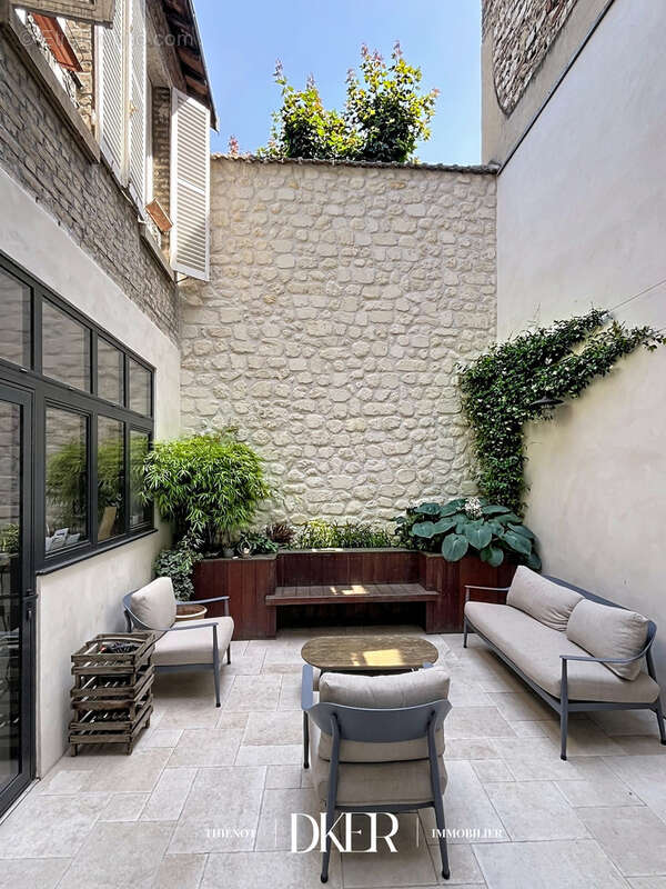 Une maison de famille derriere une elegante facade remoise - photo 9