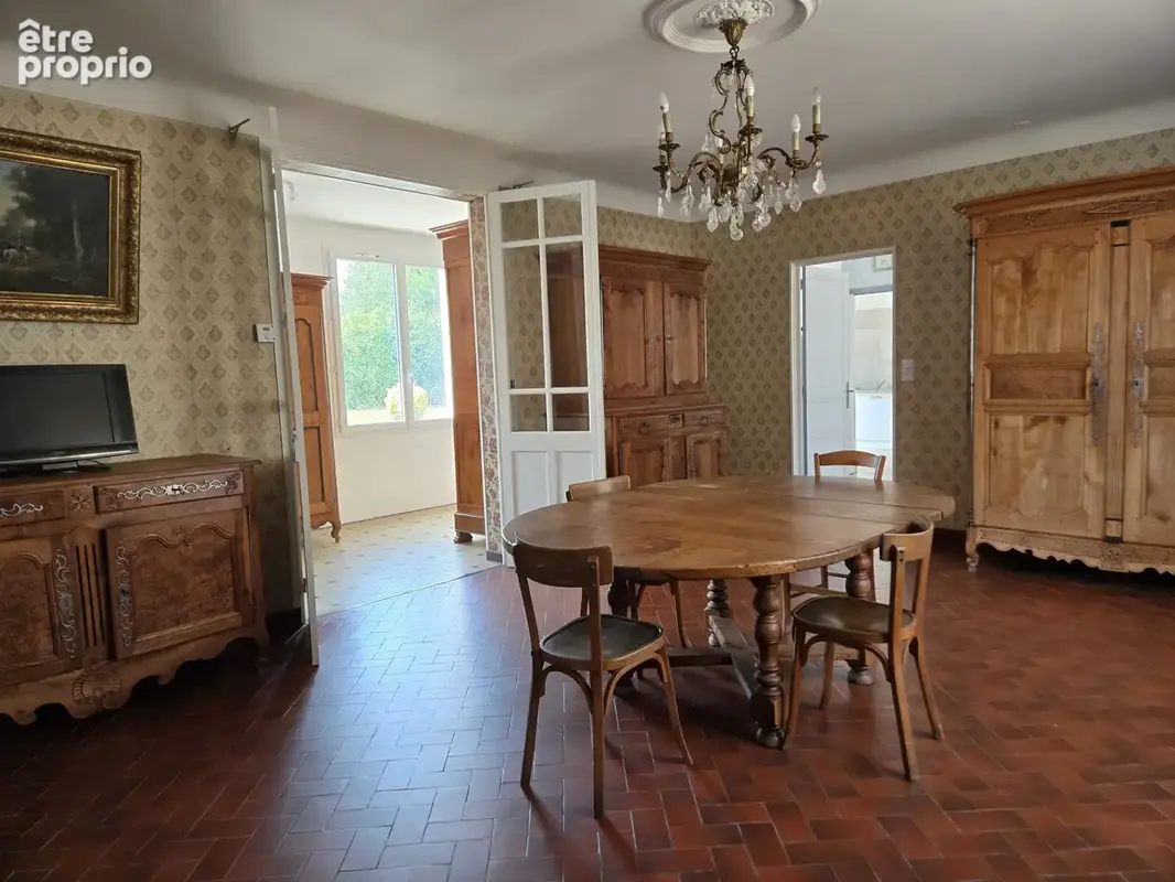 Maison 6 pièces 142 m² à vendre à Rochefort (17300) - photo 4