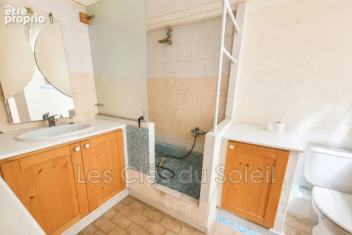 Appartement 52 m² à La Seyne-Sur-Mer  - photo 4