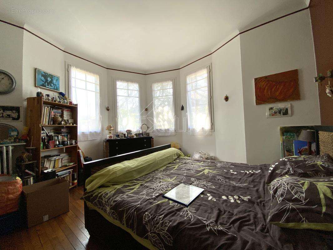 Maison à BONNIERES-SUR-SEINE