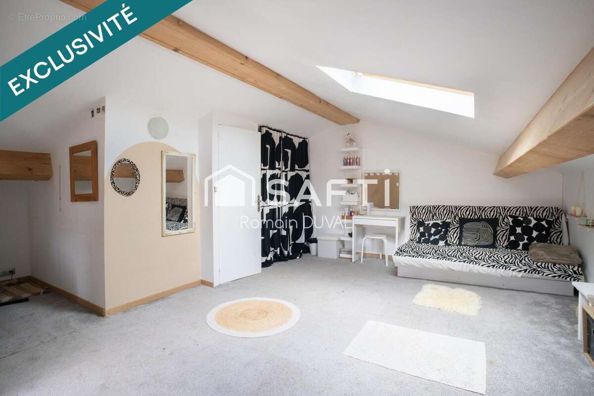 Maison 120 m² à Six-Fours-Les-Plages  - photo 7