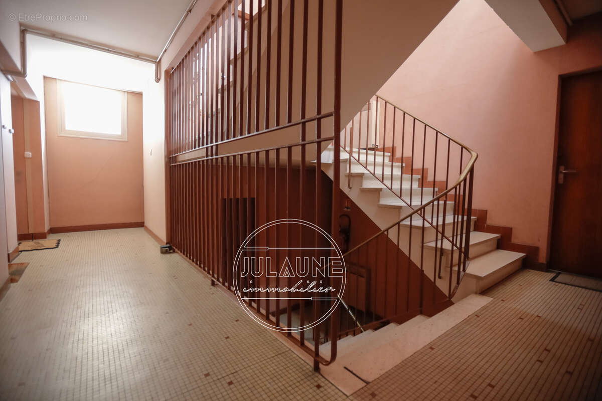 Appartement T5   Secteur Renoir   Un bien aux multiples possibilités ! - photo 29