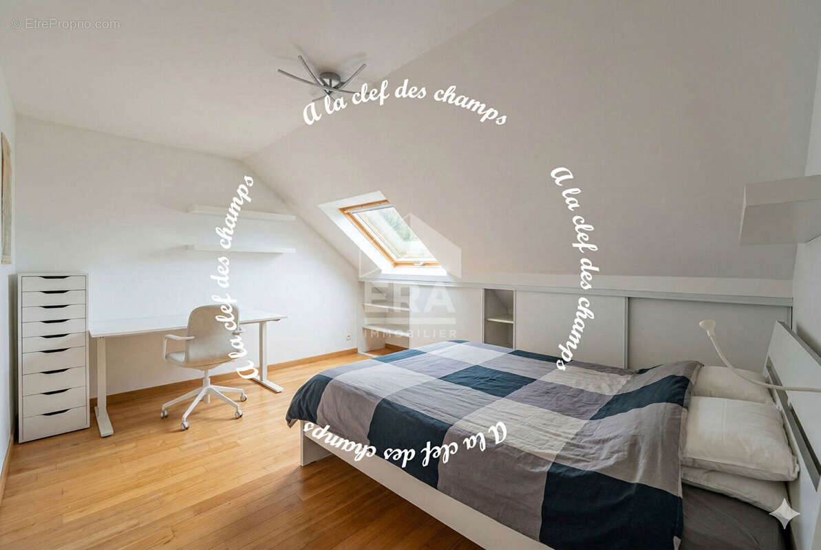 Maison à GIF-SUR-YVETTE