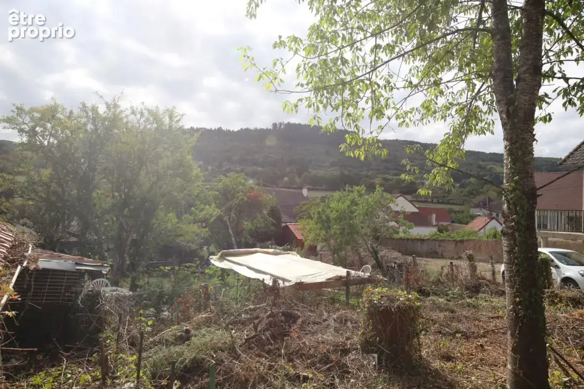 Petite maison à rénover entre coeur historique et plein campagne - photo 8