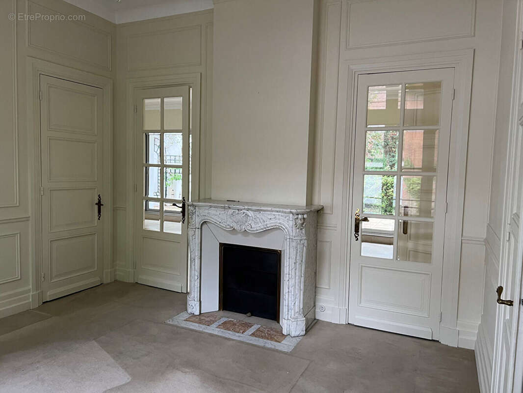 Maison bourgeoise Béthune 15 pièce(s) 300 m2 quartier prisé - photo 9