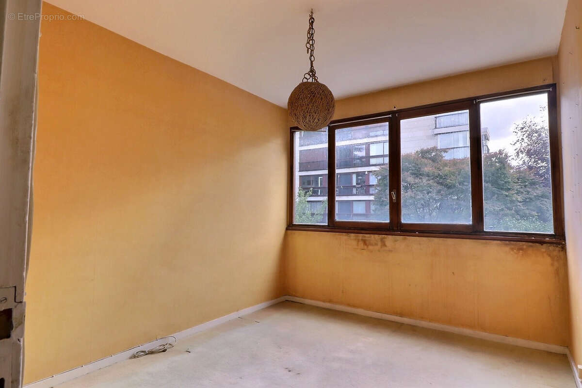 Appartement à FONTENAY-LE-FLEURY