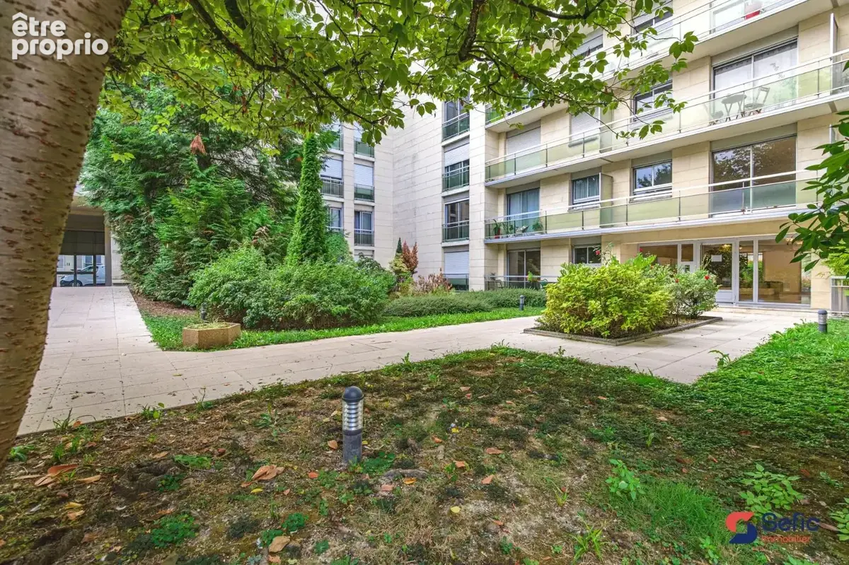   - Appartement à REIMS