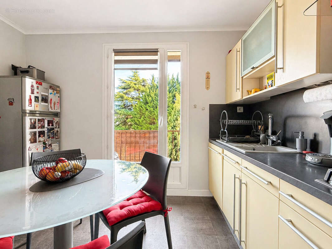 Appartement 91 m² à Combronde  - photo 5