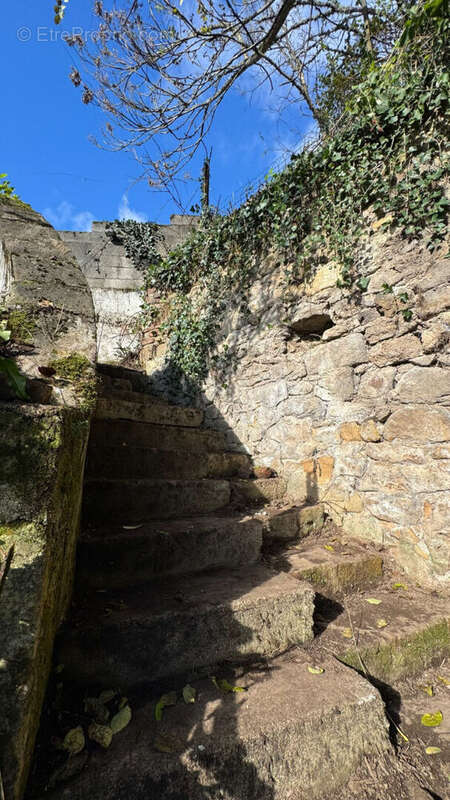 Appartement à AUBIN