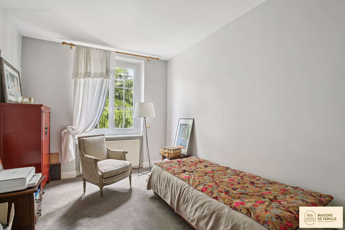 Maison à LOUVECIENNES