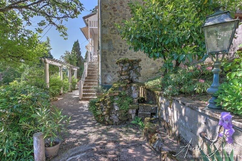 Maison à SAINT-PRIEST-TAURION