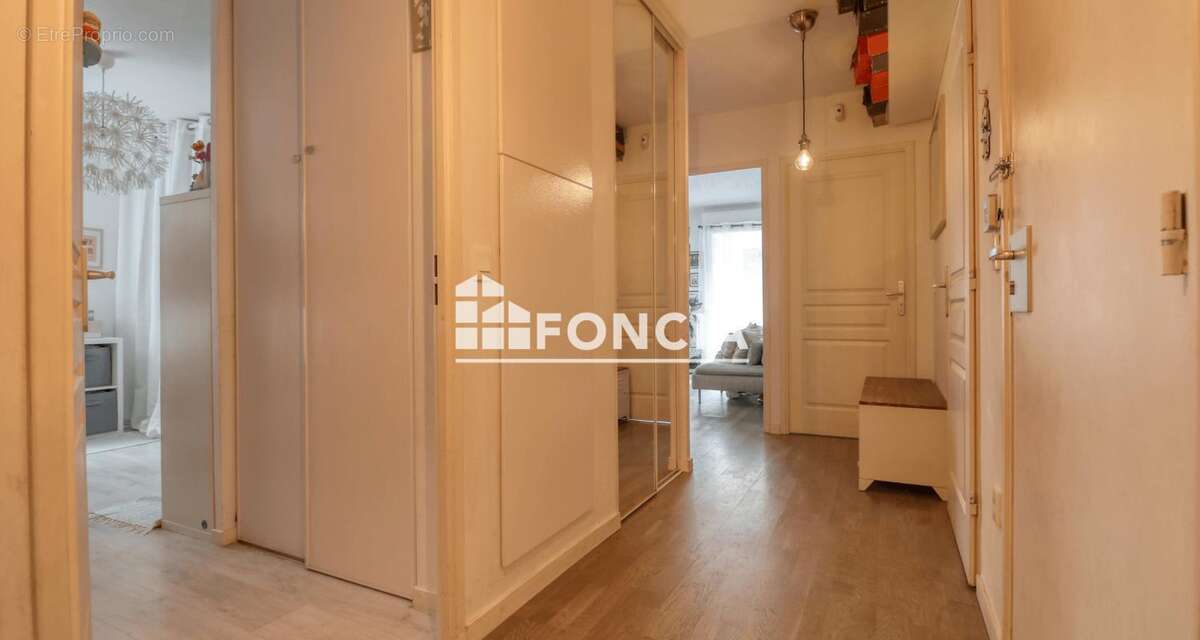 Appartement à VITRY-SUR-SEINE