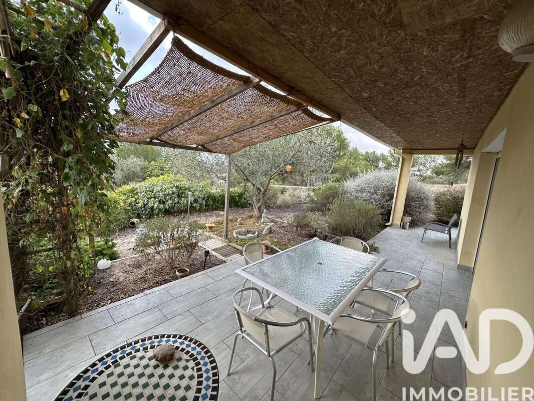 Photo 2 - Maison à LEZIGNAN-CORBIERES