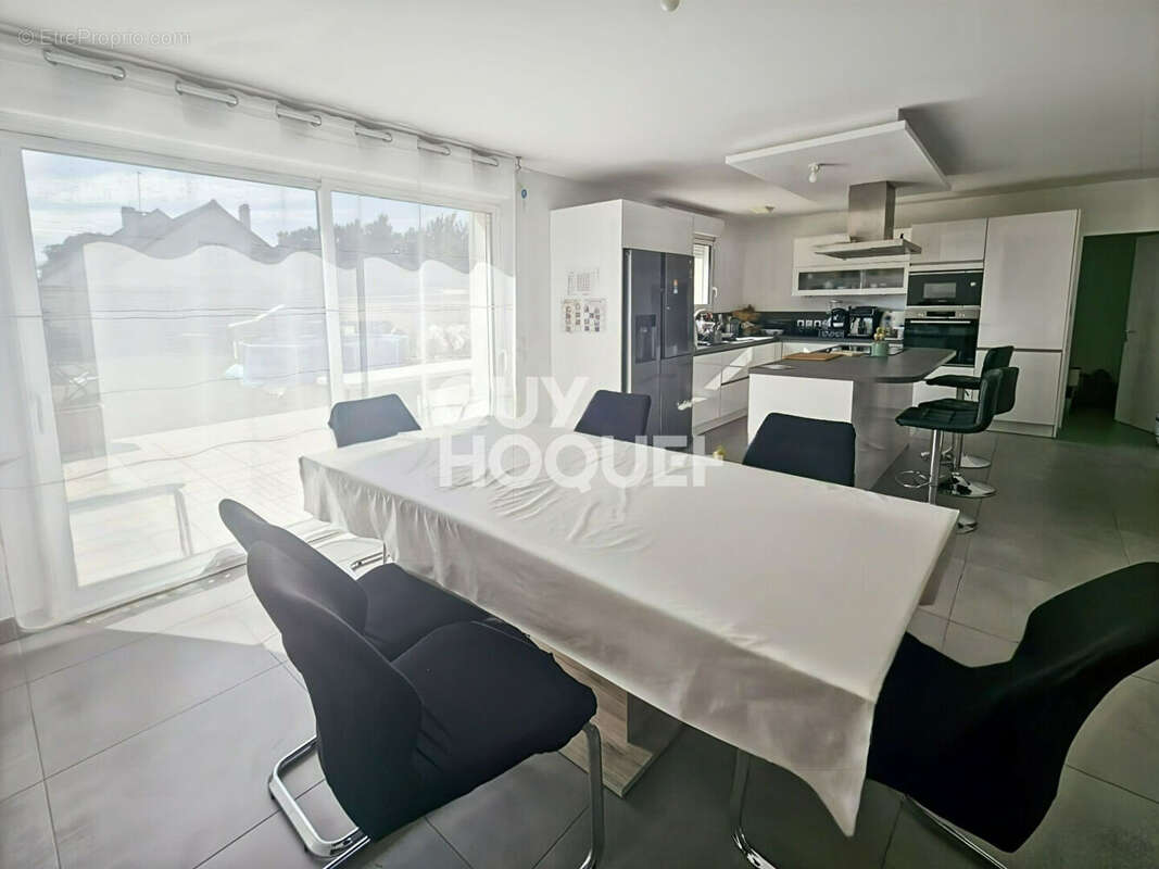 Maison 6 pièces à vendre à Favières - photo 4
