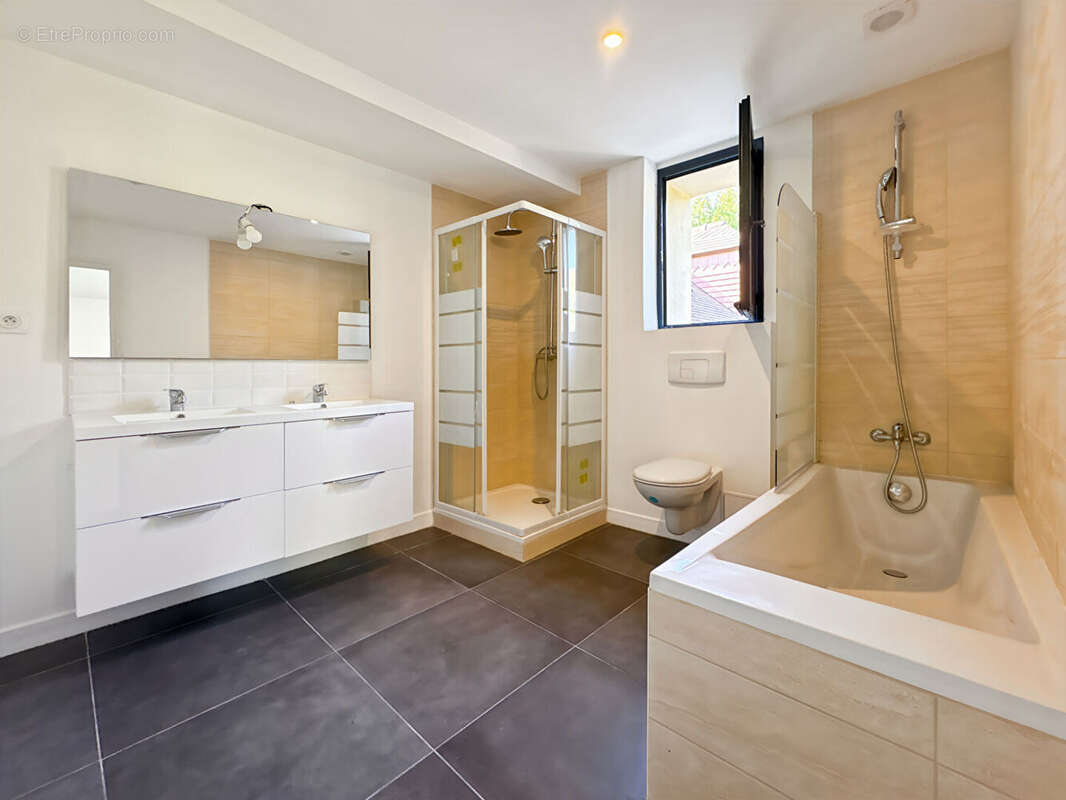 Maison à MANTES-LA-VILLE