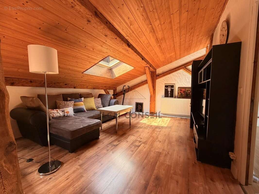 Maison à HAUTECOUR