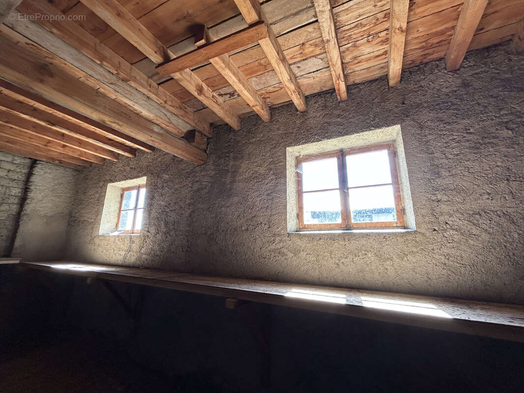 Maison à LA LECHERE