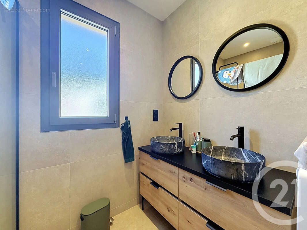 Maison 5 pièces 144 m² à vendre à Santa-Lucia-Di-Moriani (20230) - photo 13