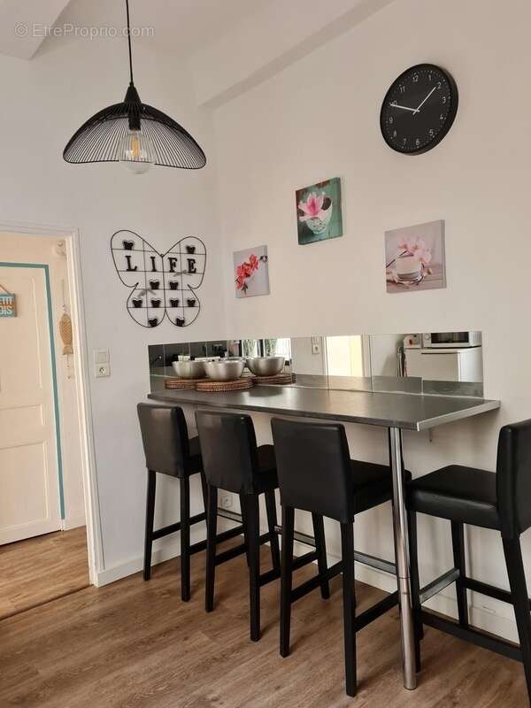 Appartement à MARSEILLE-2E