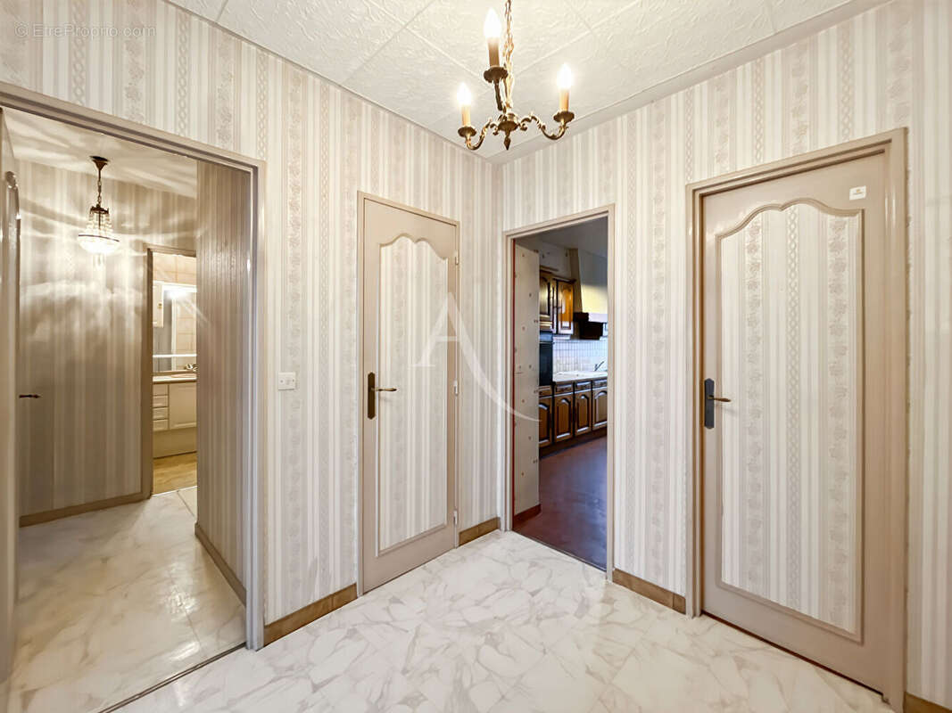 Appartement à MELUN