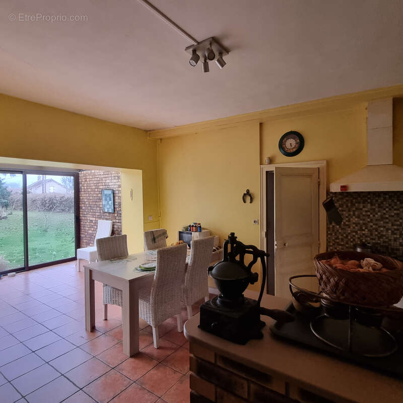 Maison à MONTGIVRAY