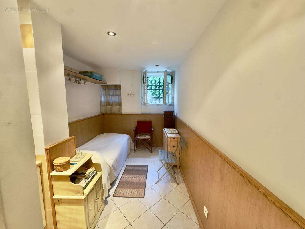 Spécial Investisseur – Chambre de service 11,26 m² - photo 5