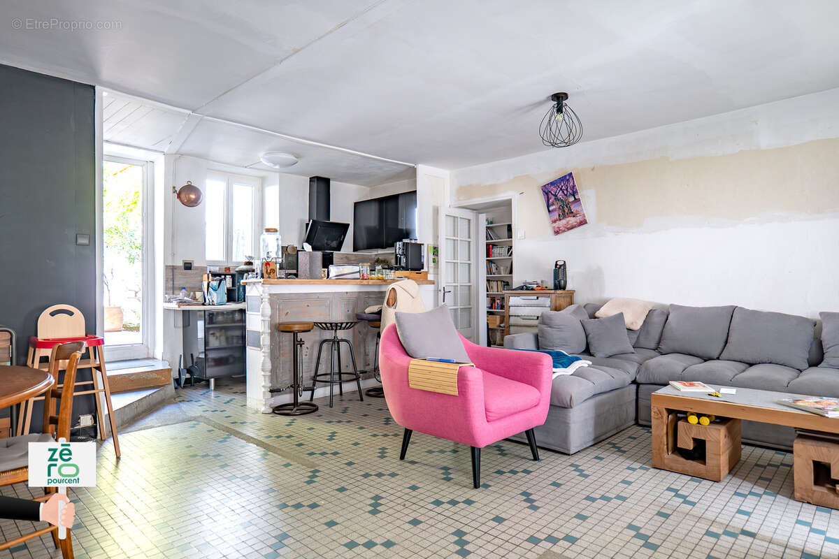 Maison à CHAILLE-LES-MARAIS