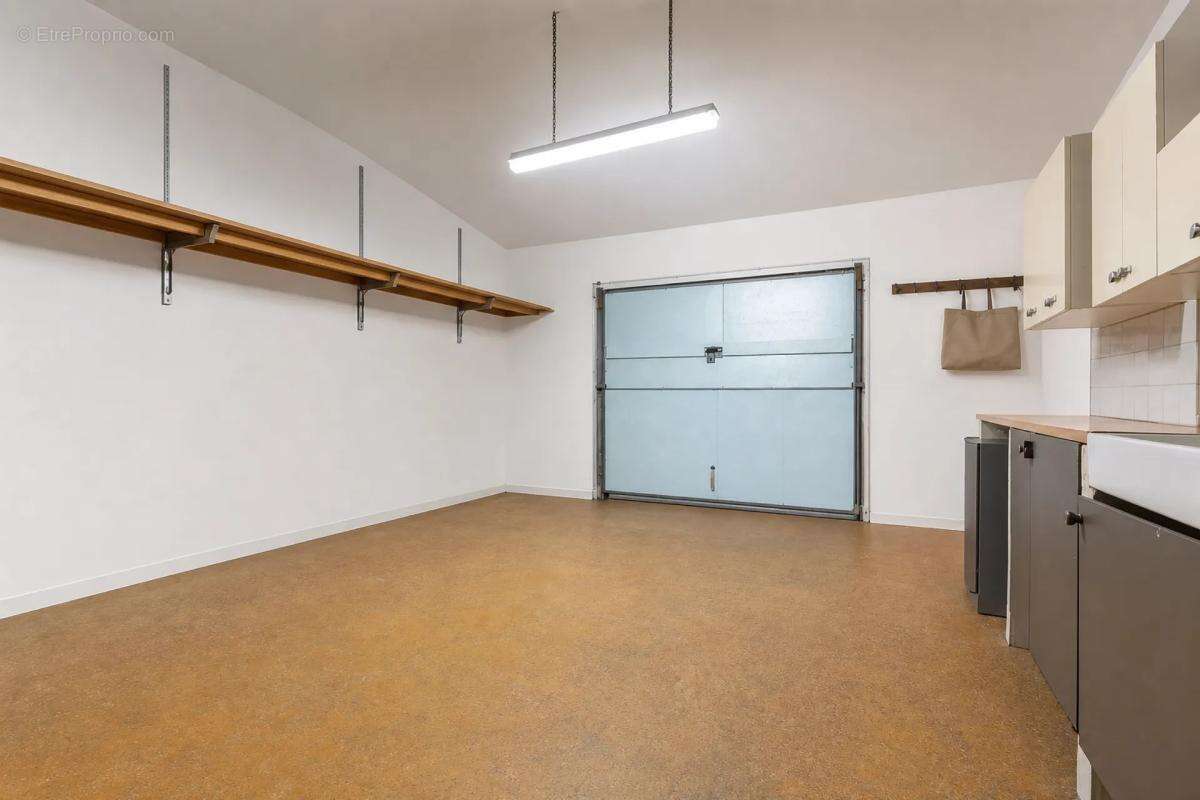 Maison de plain-pied 5 pièces à Rians, louée - photo 15