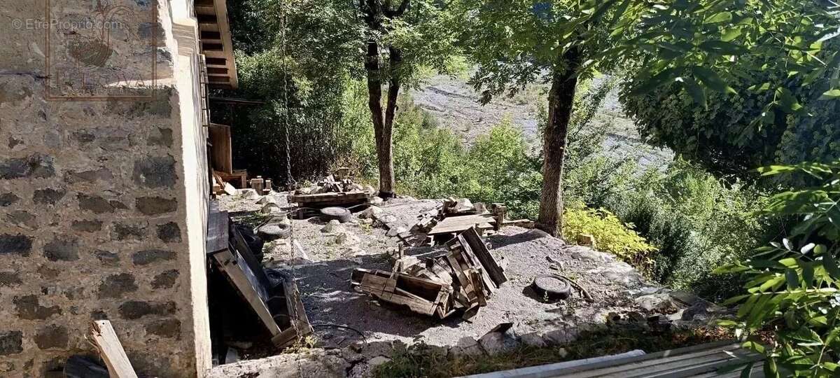 Appartement à SAINT-MARTIN-D&#039;ENTRAUNES