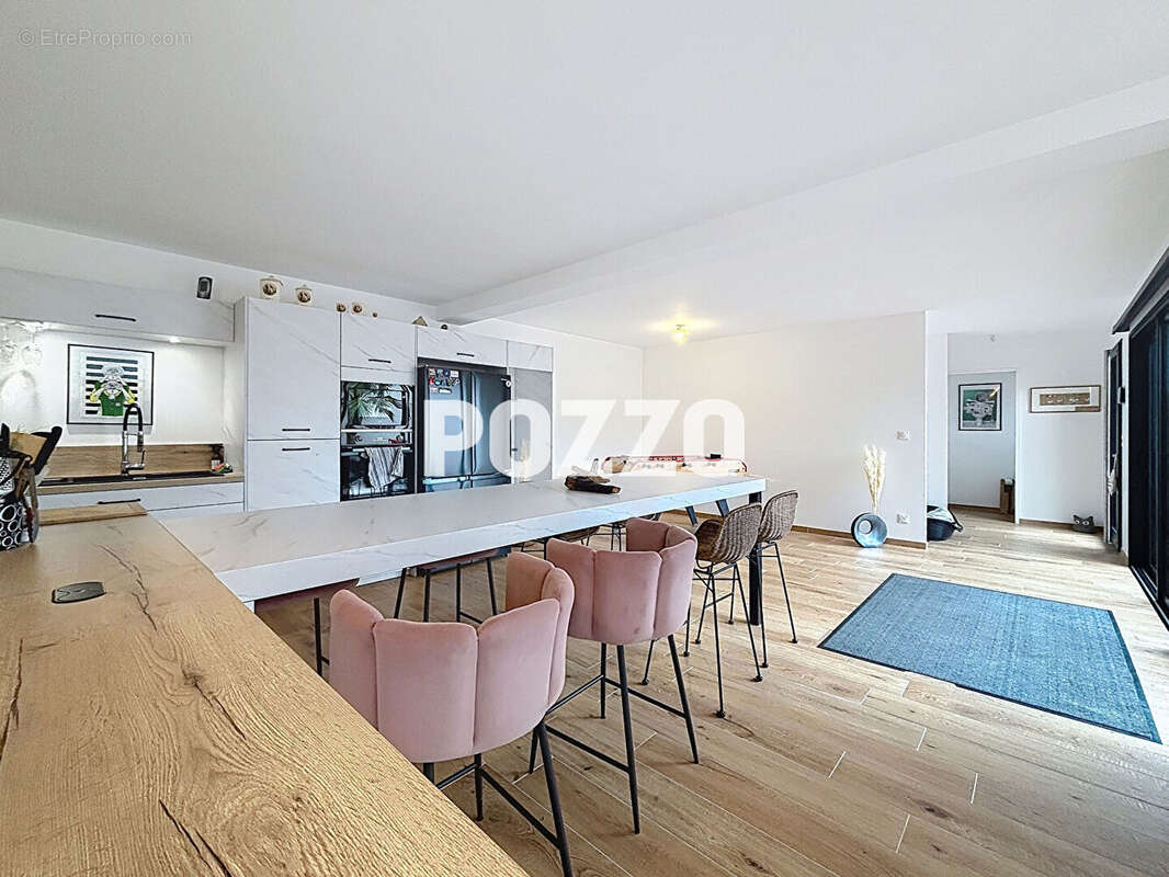 Maison à AGON-COUTAINVILLE