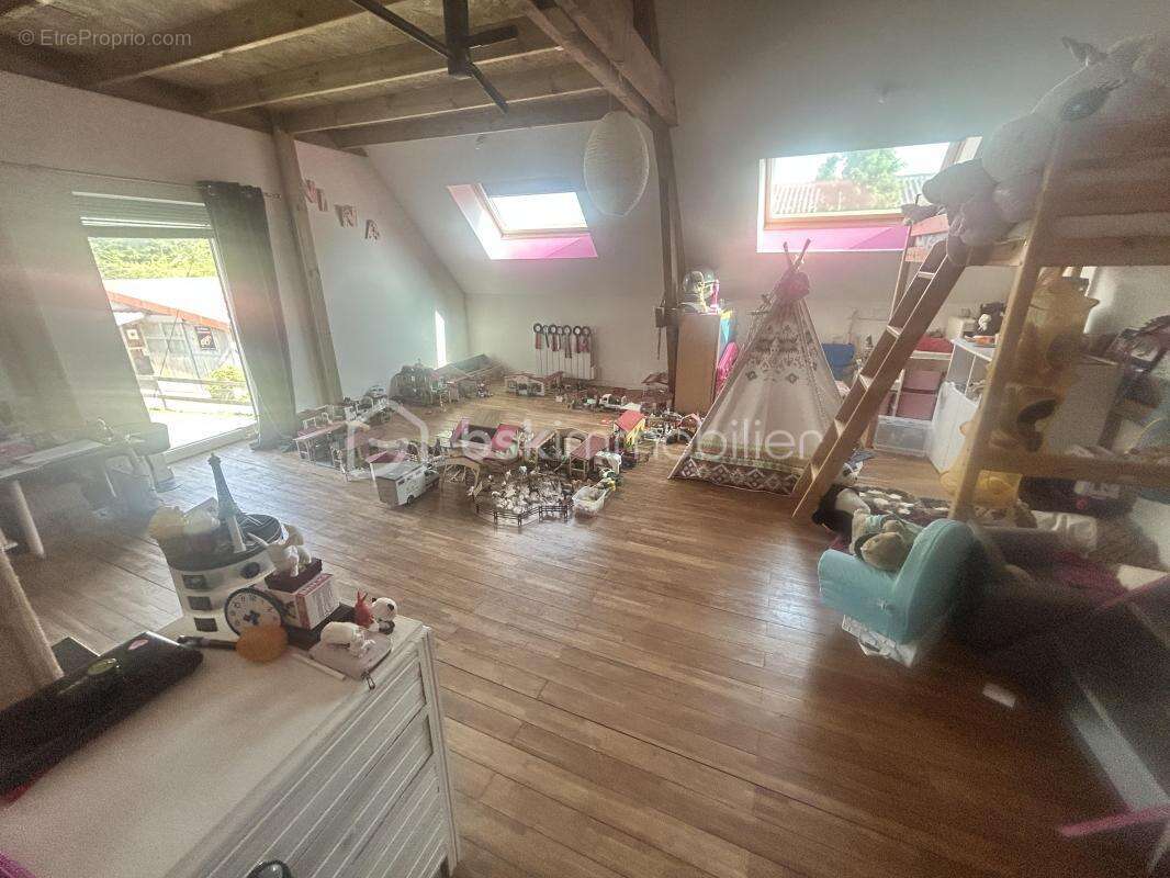 Maison à BOIS-GRENIER