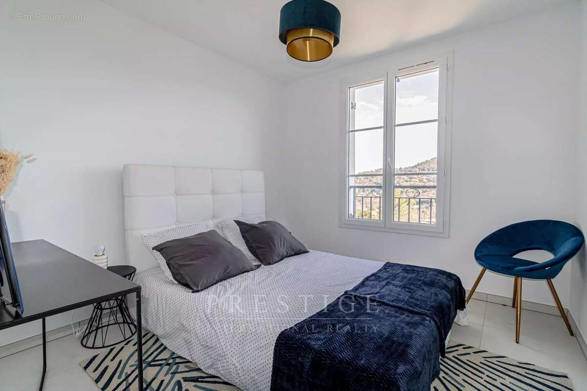 Maison à LA GARDE-FREINET