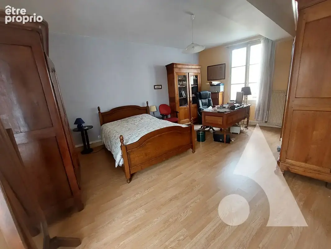 Vieux CREPY au pied des commerces - jardin - 4 chambres - photo 11
