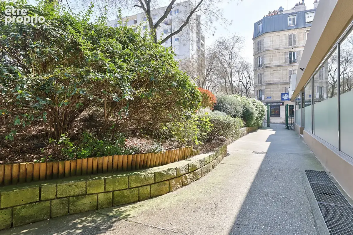 Grand studio lumineux rue des Pyrénées - photo 4