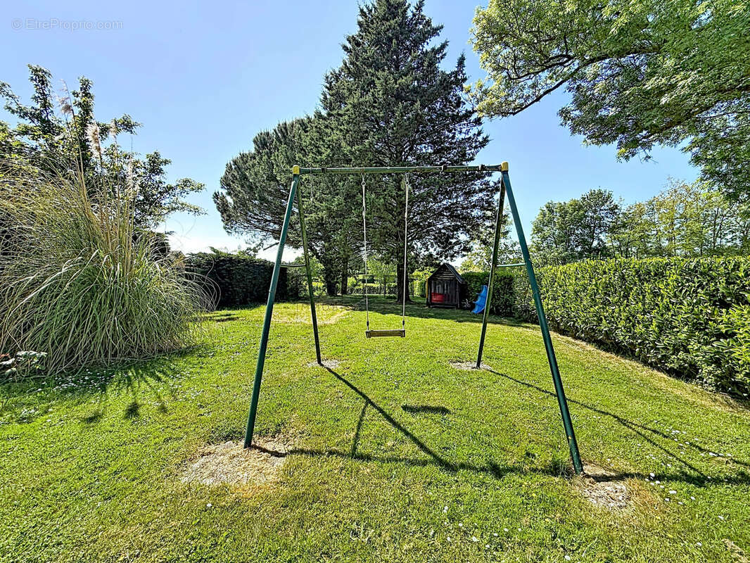 Maison à BANTANGES