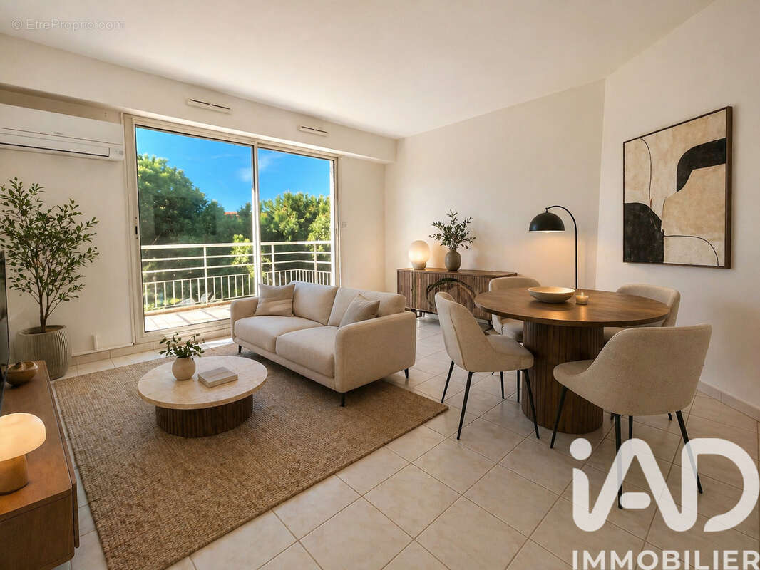 Photo 3 - Appartement à FREJUS