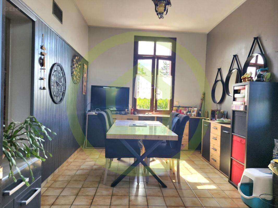 Maison à MARGNY-AUX-CERISES