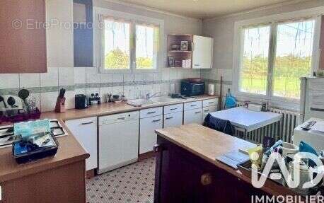 Photo 3 - Maison à SAINT-CARADEC