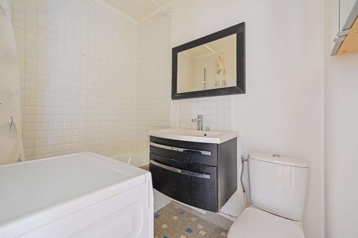 Appartement à PARIS-19E