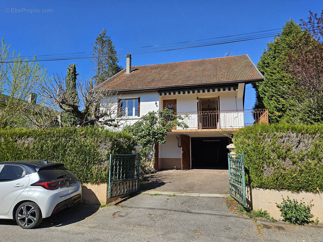 Maison à LE PONT-DE-BEAUVOISIN
