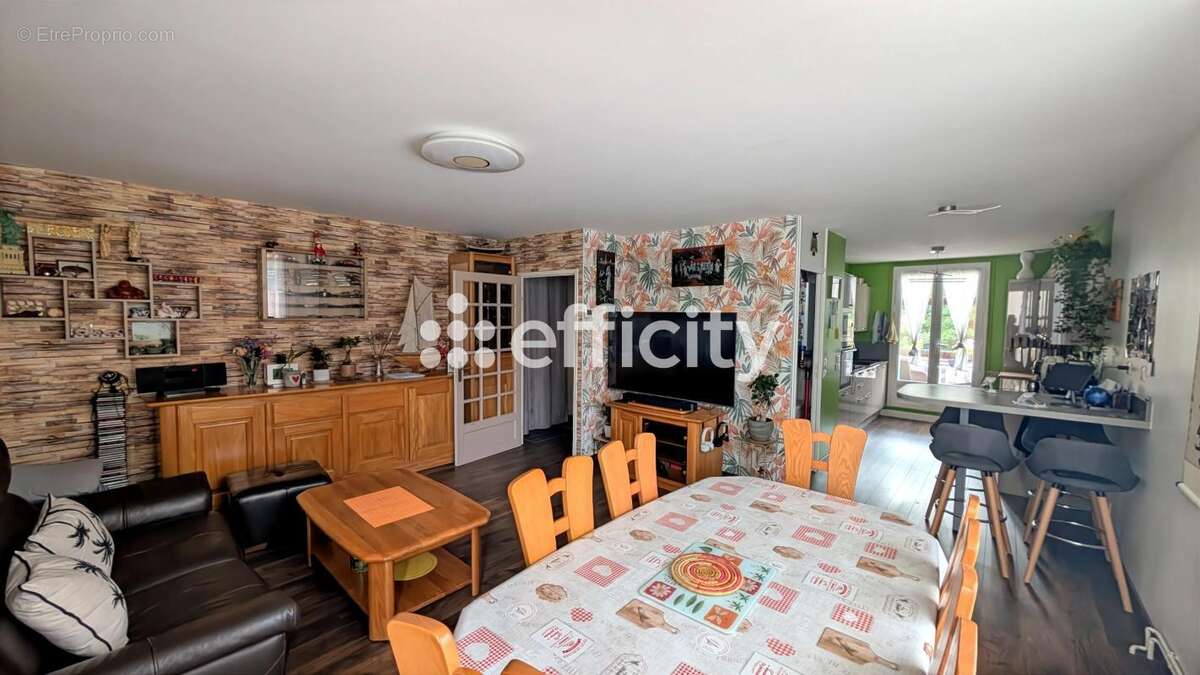 Appartement à LOGNES