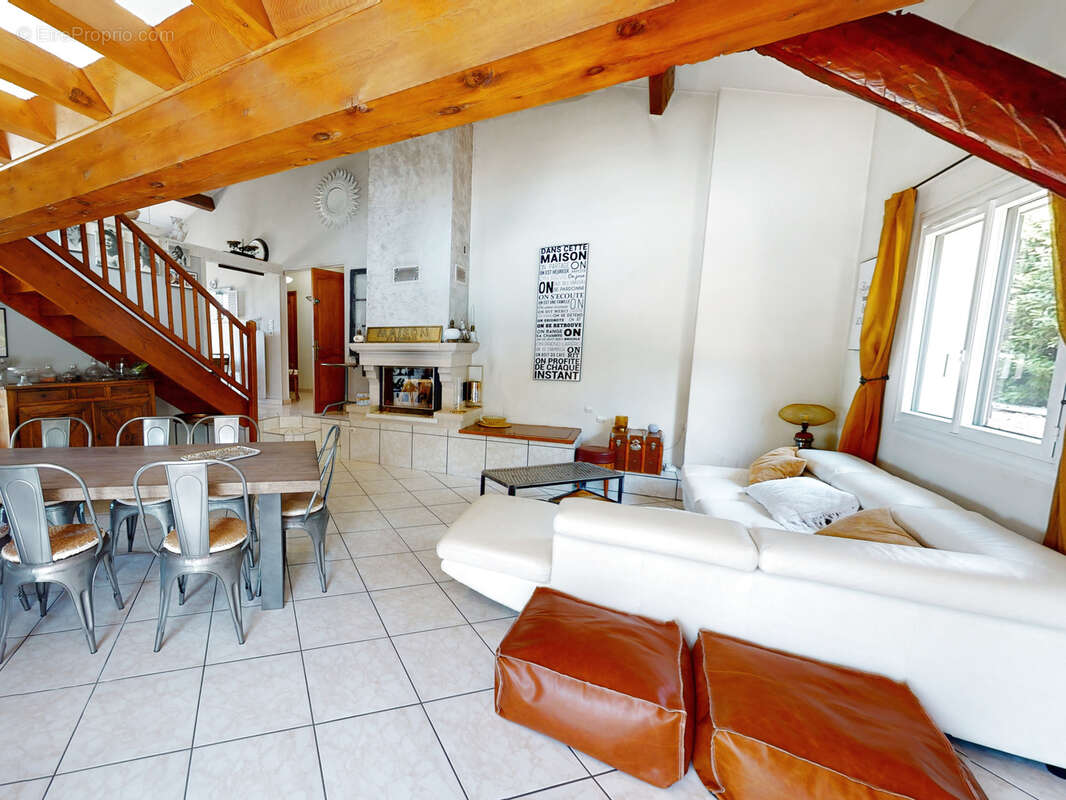 Maison à LAGNIEU
