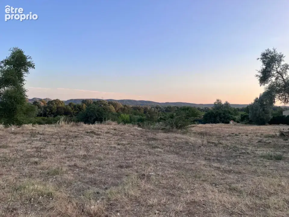 Terrain 640 m² à vendre à Laudun-L'ardoise (30290) - photo 4
