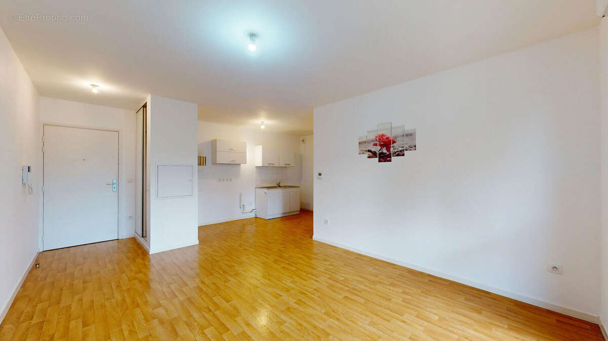 Appartement à FONTENAY-LE-FLEURY