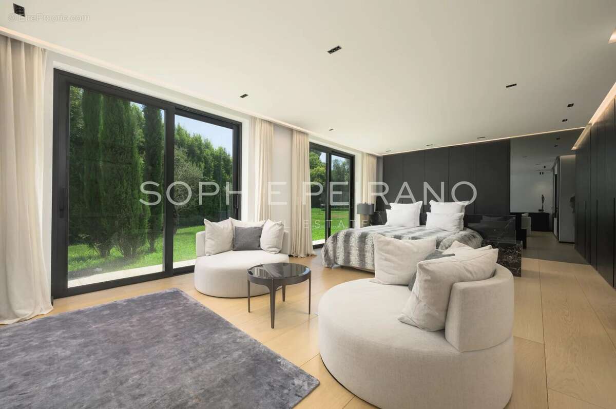 Mougins - villa contemporaine avec piscine - photo 9