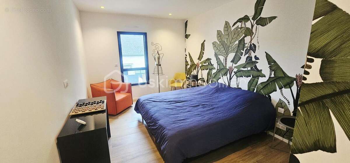 Maison contemporaine (2021) de 203 m² – spa de nage & écrin boisé privatif - dpe a - photo 15