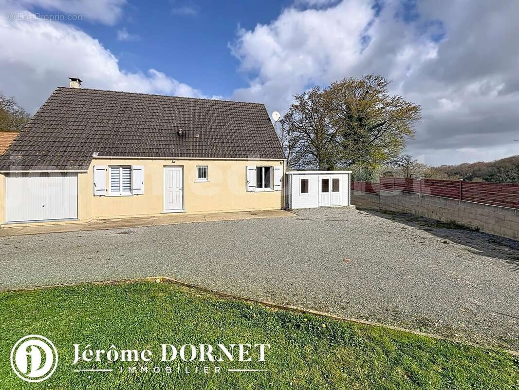 isa_00012 - Maison à POIX-DE-PICARDIE