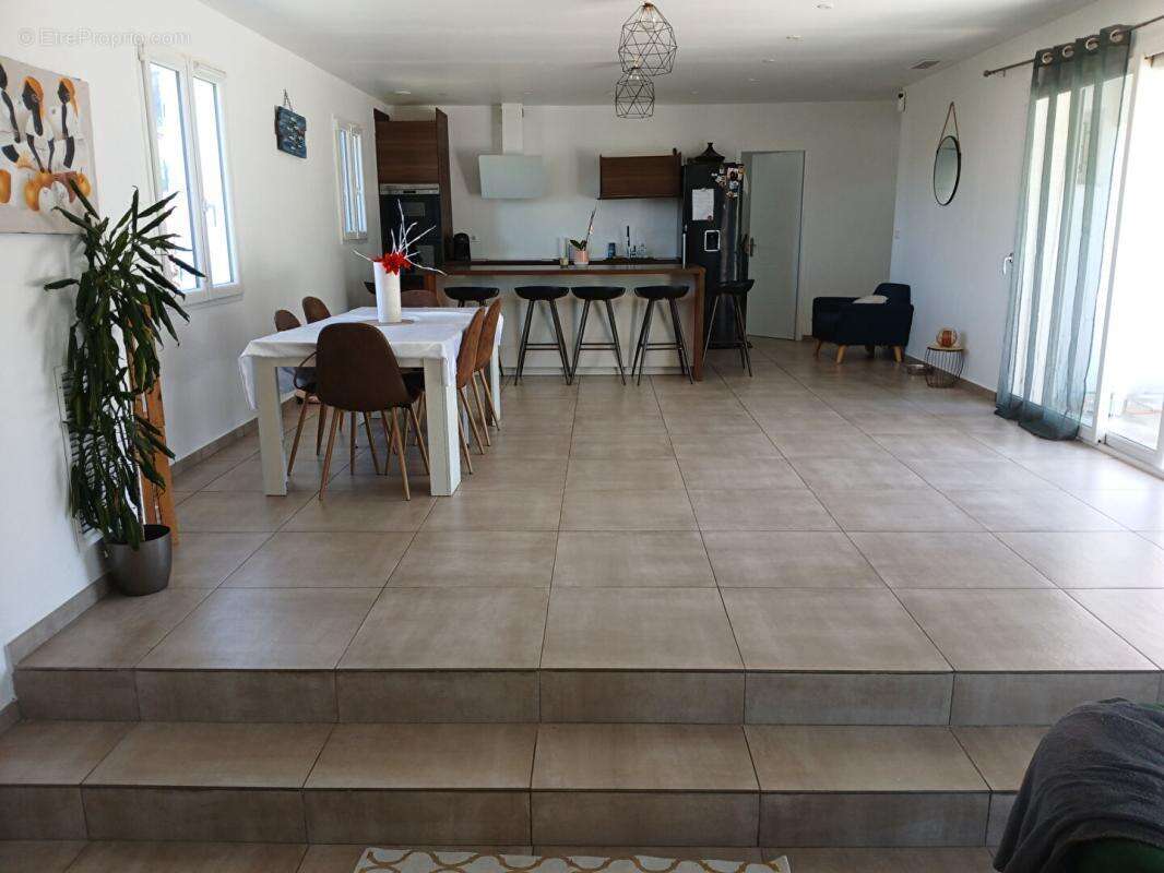 Maison à LE VAL