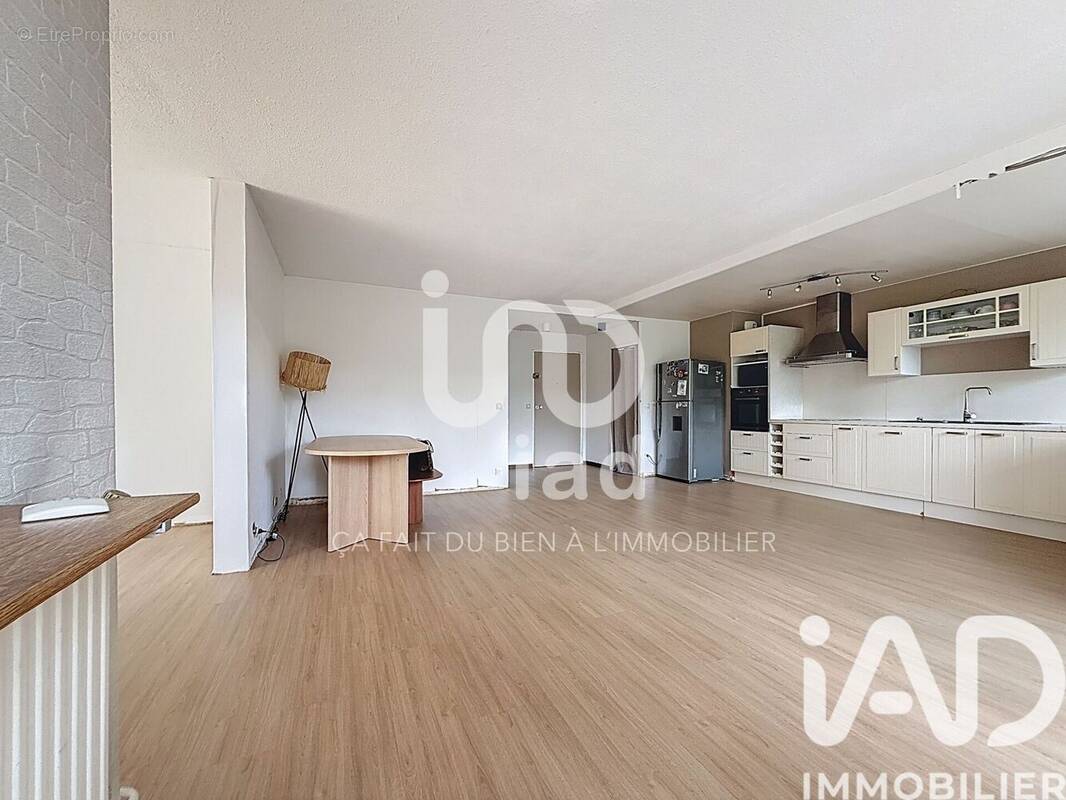 Photo 1 - Appartement à QUINCY-SOUS-SENART