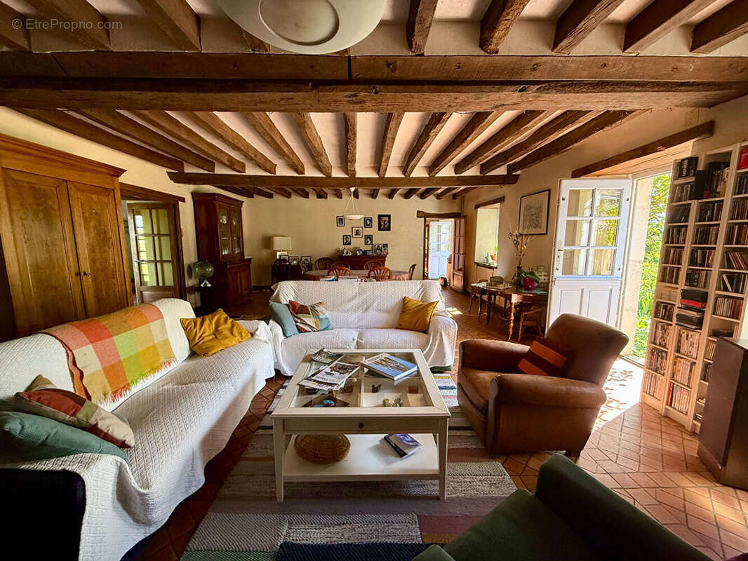 Maison à COURCELLES-LA-FORET